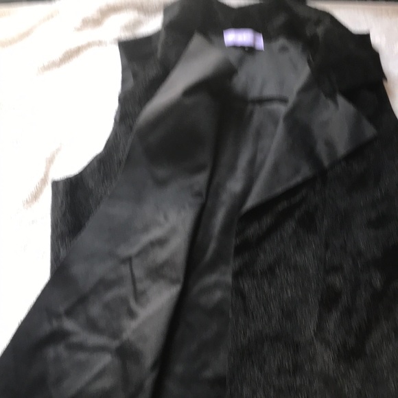 Girls fur long vest - Picture 4 of 5